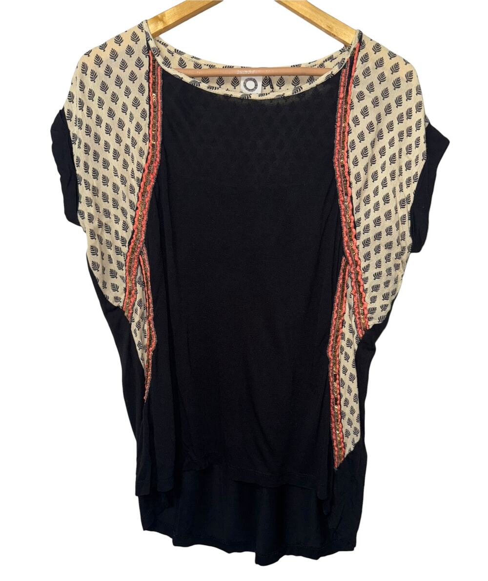 Anthropologie Akemi + Kin Boho Embroidered Top Womens Small Hippie Dolman Sleeve